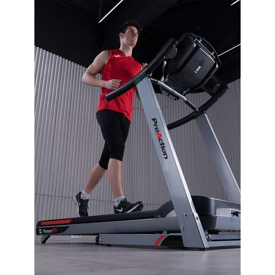 tempo stel je voor Demon Buy BH Fitness - Treadmill Pioneer R7 G6586 Online in Dubai, UAE