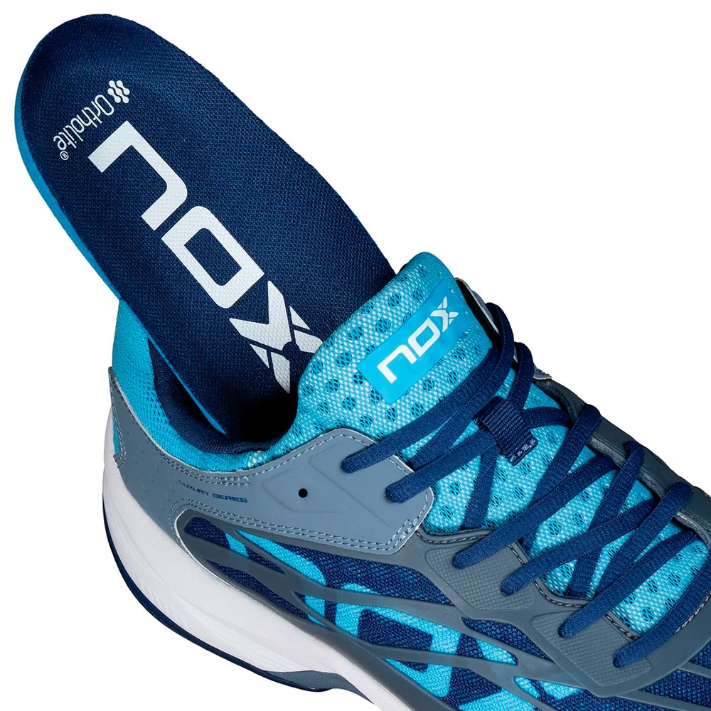 Nox AT10 Lux padel shoes