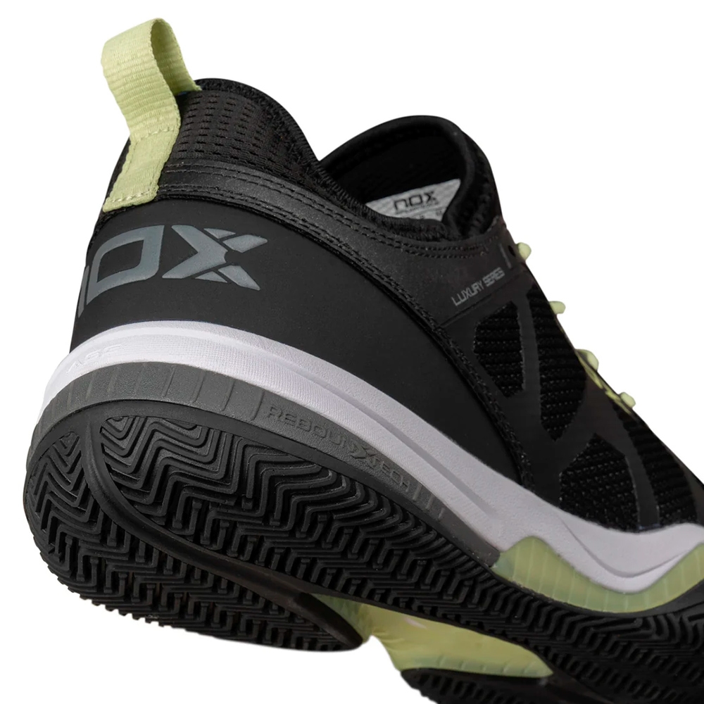 Nox Nerbo Black padel shoes