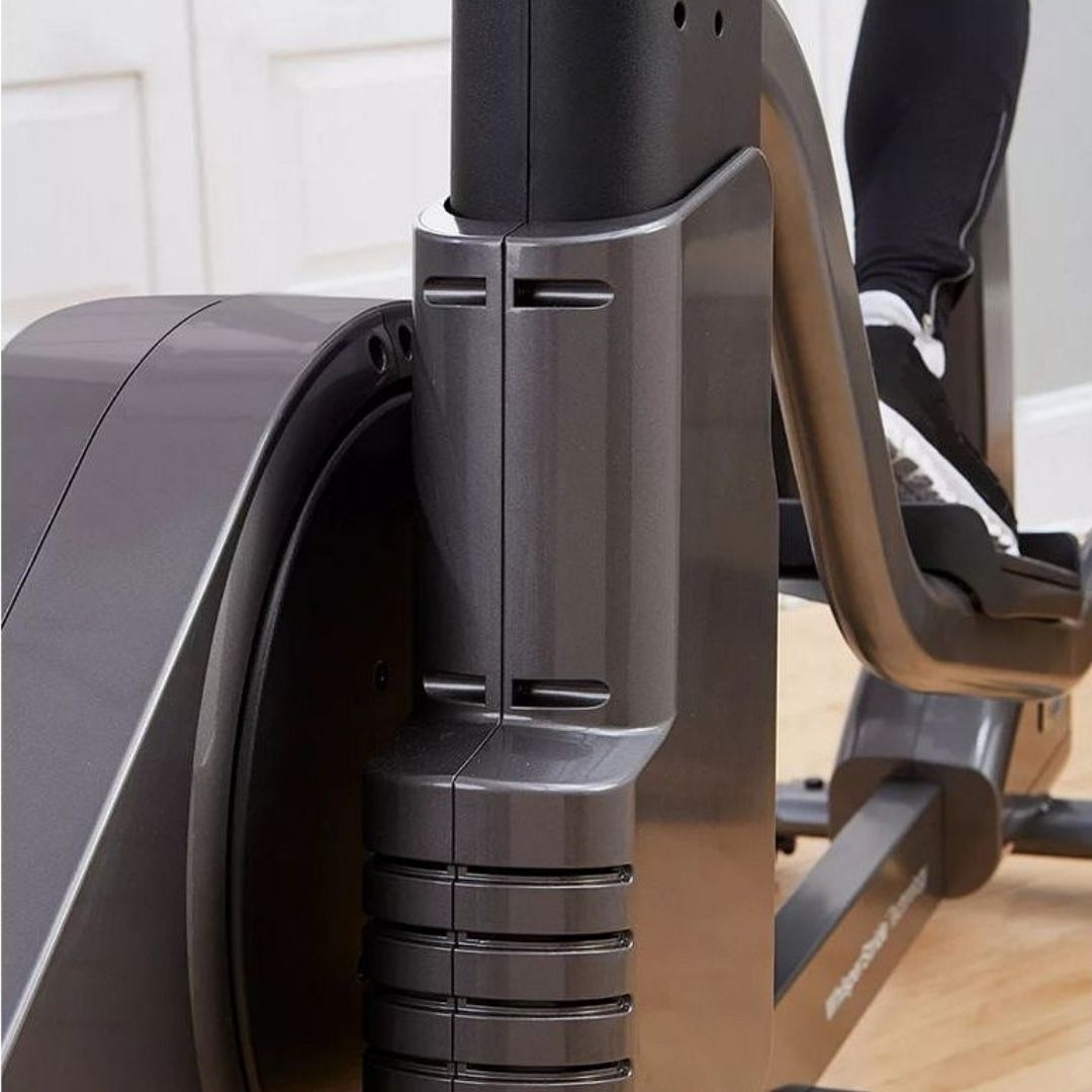 Life Fitness E5 Elliptical Cross Trainer - Track Connect Console