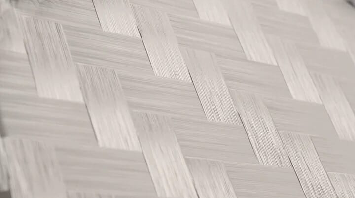 Carbon 18K Alum Graphic